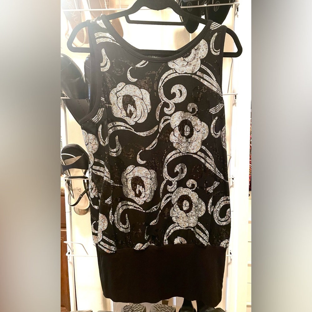 Karen Kane Women’s Sequin Sleeveless Blouse, Size XL, with Wide Waist Band